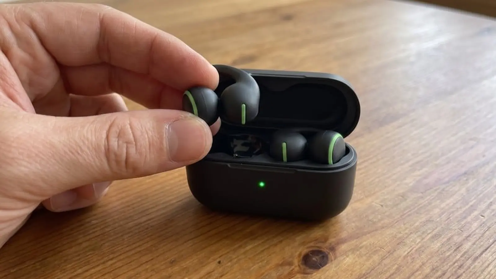 Noplūdušas Samsung Galaxy Buds On klipsa austiņas