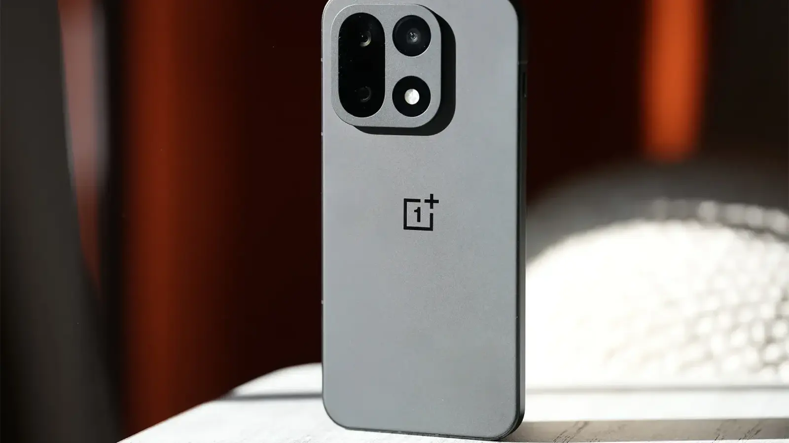 OnePlus Ace 7: aktīvā dzesēšana ar Snapdragon 8 Elite
