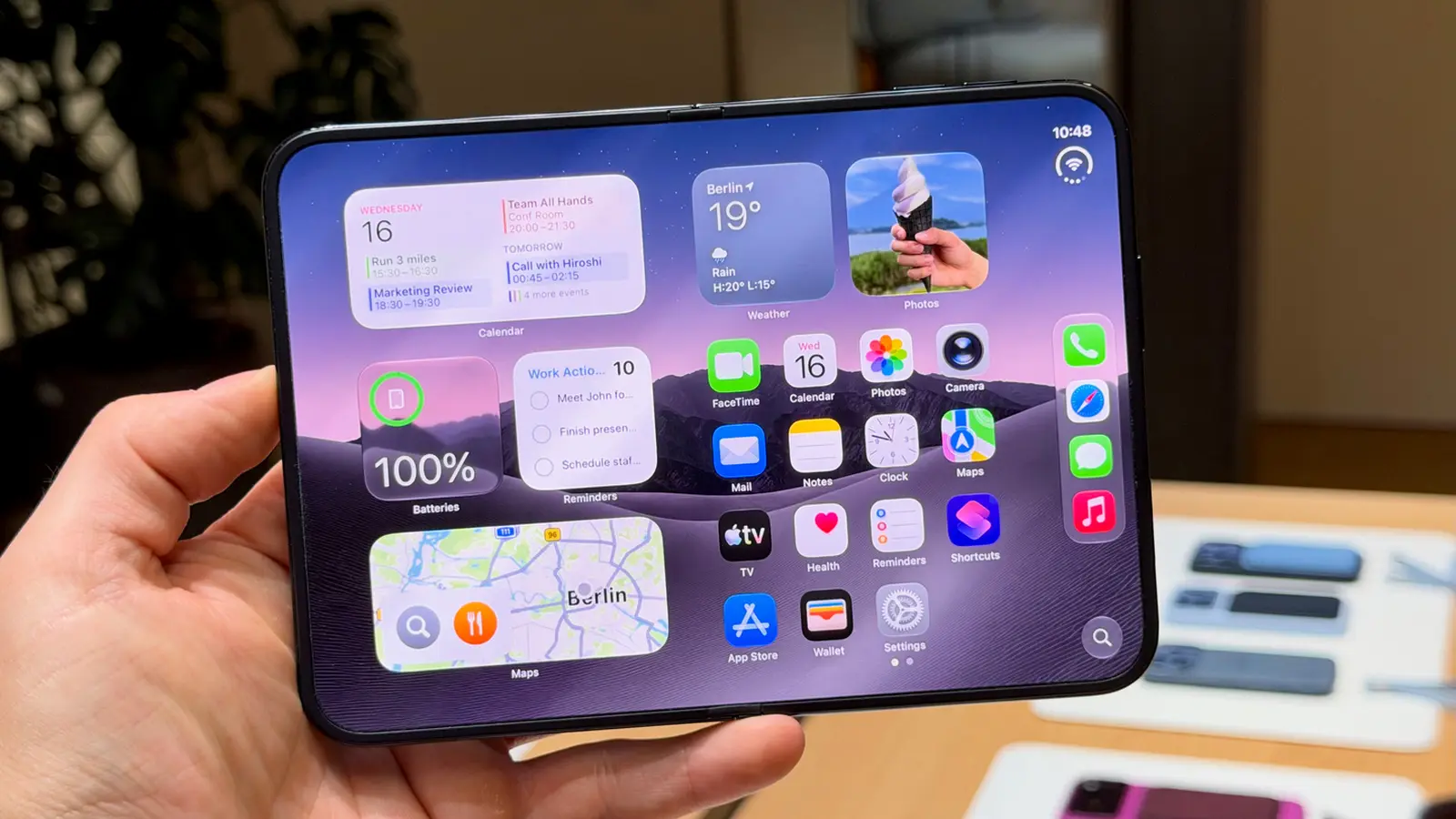 iPhone Duo iekšējā ekrāna krokas un iespējamā izturība