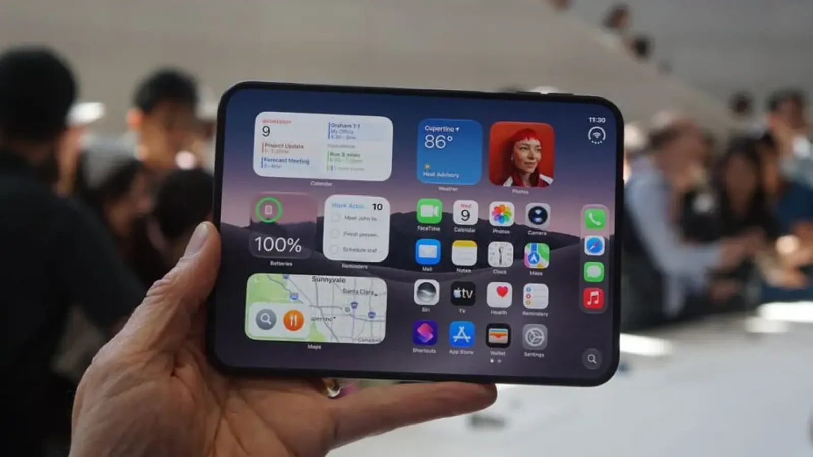 Salokāmais iPhone Duo ar nomaināmu matēto aizsargslāni