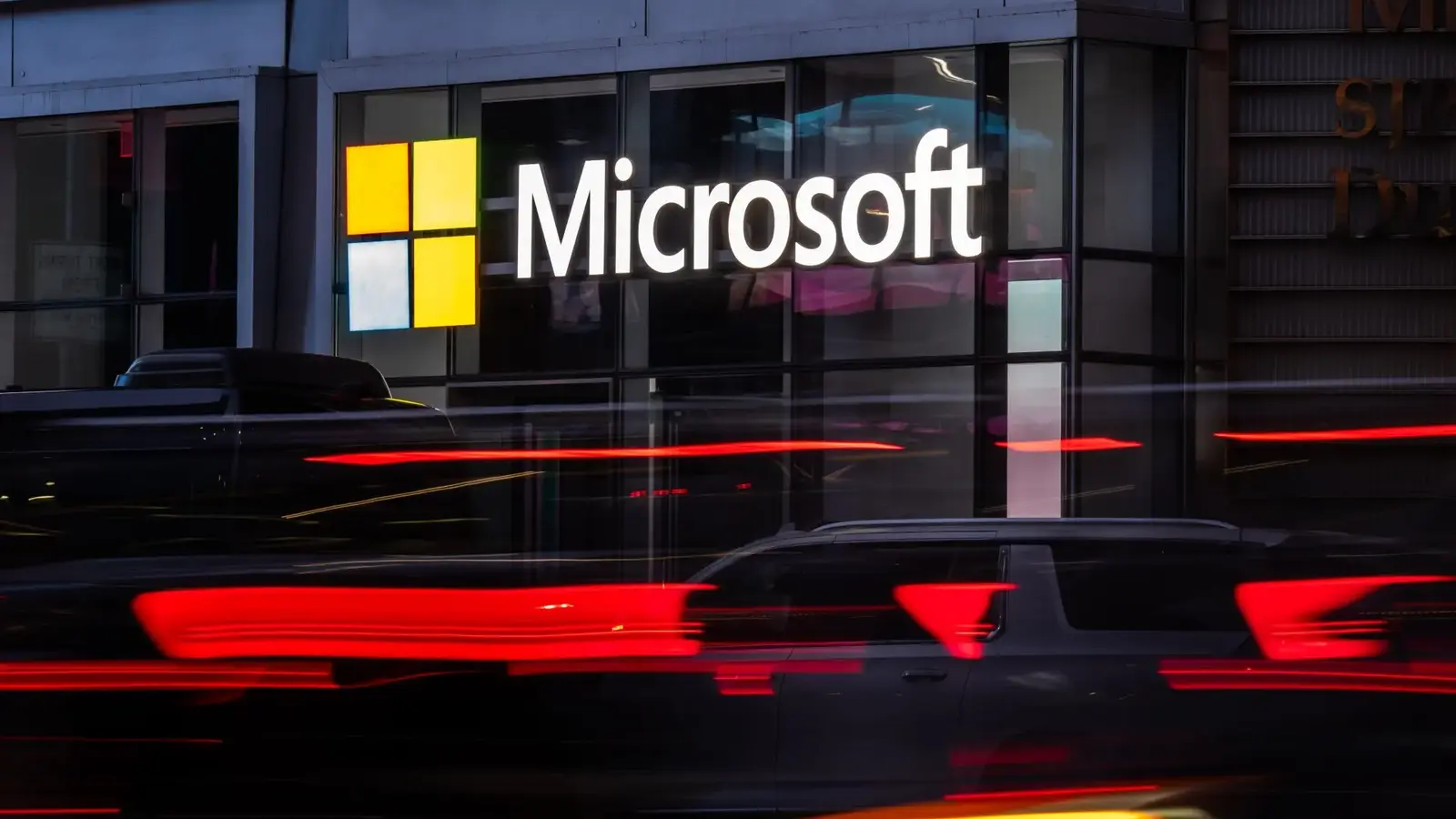 Microsoft X konts kompromitēts; Clippy ieraksts pārdalīts