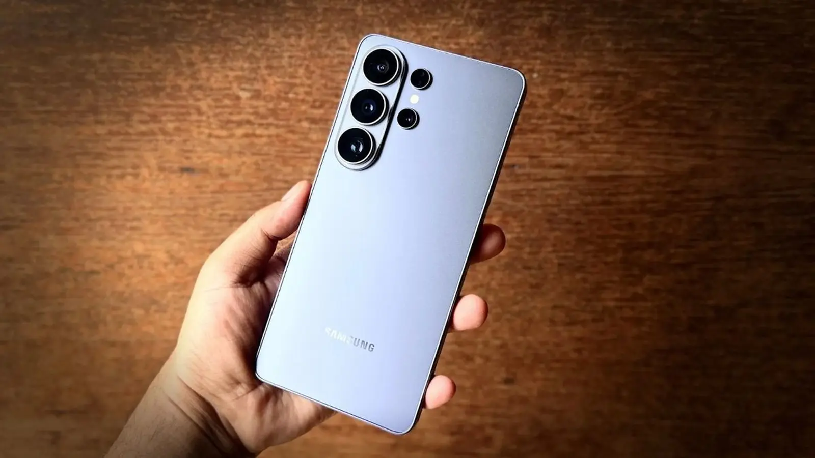 MIIT saraksts: Samsung Galaxy S27+ var zaudēt UWB atbalstu