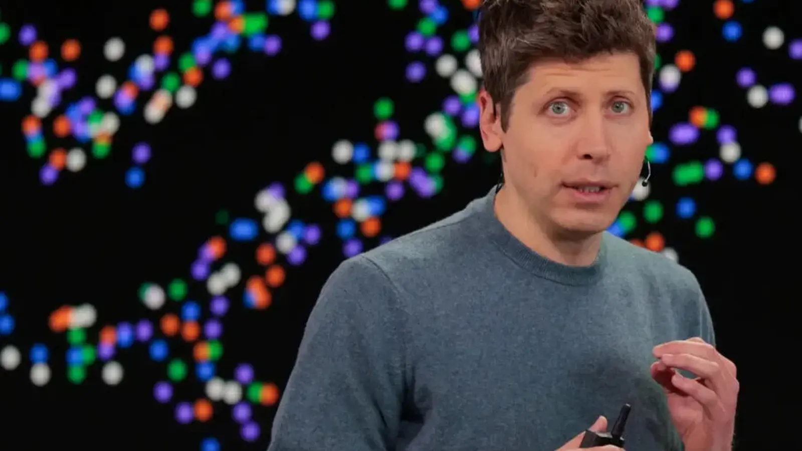 Sam Altman: AI ieguvumi prasa risku pieņemšanu un piekļuvi