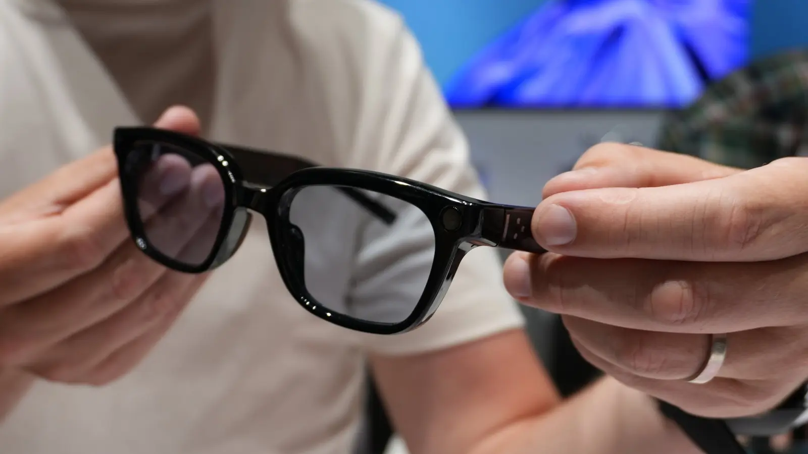 Samsung plāno izlaist Inteliģentās brilles novembrī