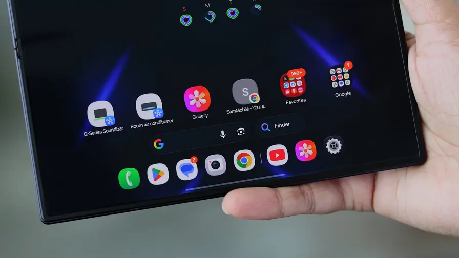 Galaxy Z Fold 8: iekšējo stūru mīkstinājums un aizsardzība